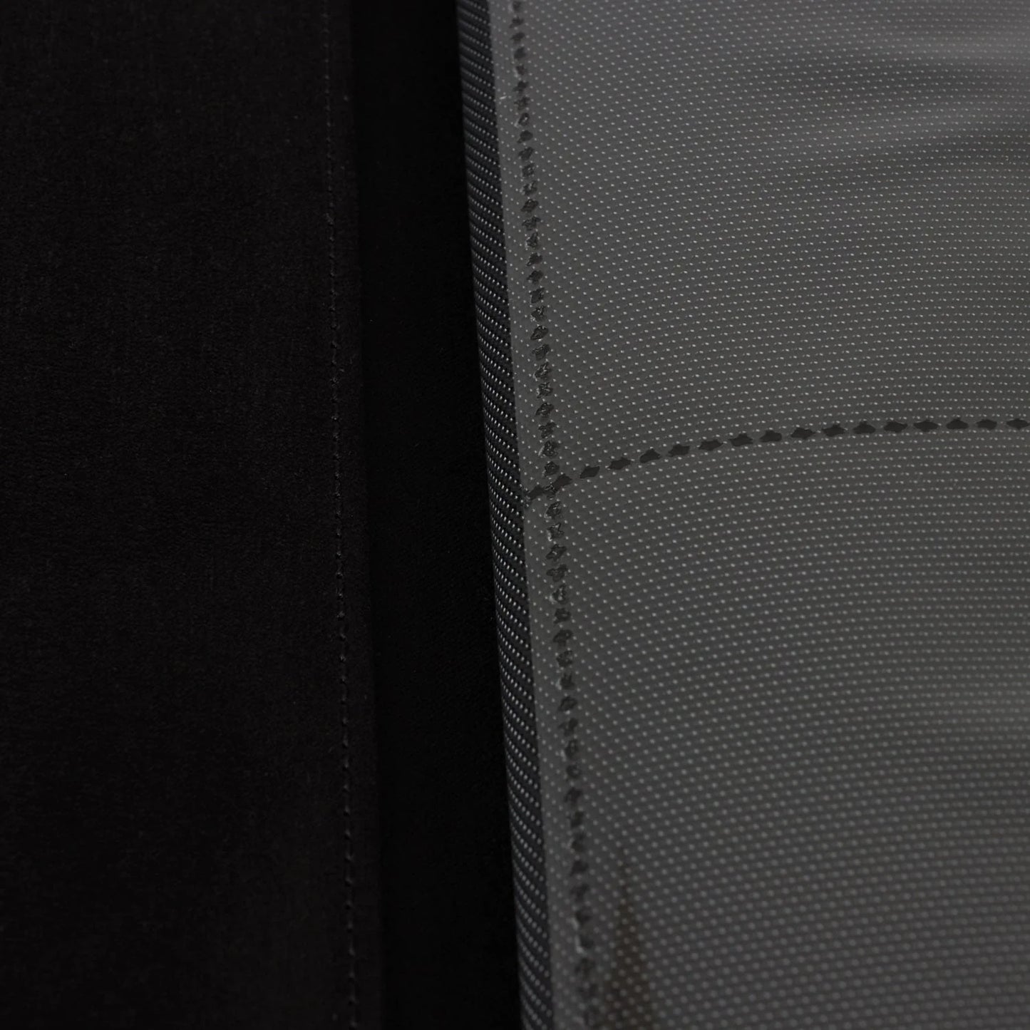 MintKeeper - 9 Pocket Premium Zip Trading Card Binder